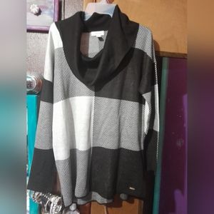 Calvin sweater, very light and elegant